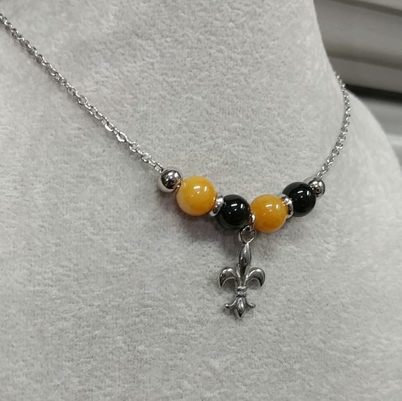 Fleur De Lis Onyx Jade Bead Necklace Natural Gemstone Louisiana Black & Gold - Picture 5 of 11